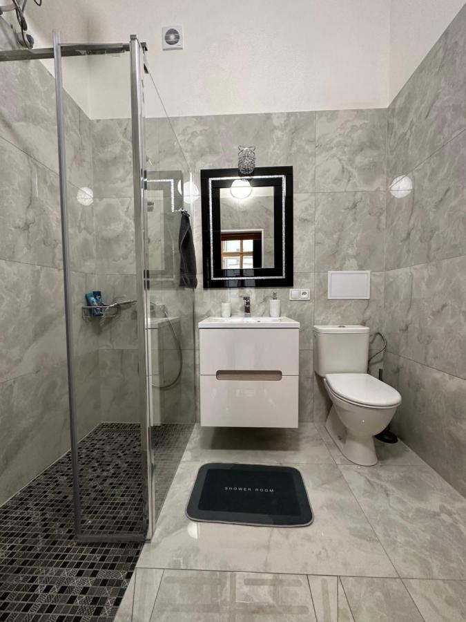 Cozy New Loft Apartment ปราก ภายนอก รูปภาพ