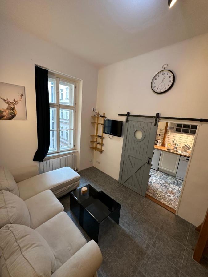 Cozy New Loft Apartment ปราก ภายนอก รูปภาพ