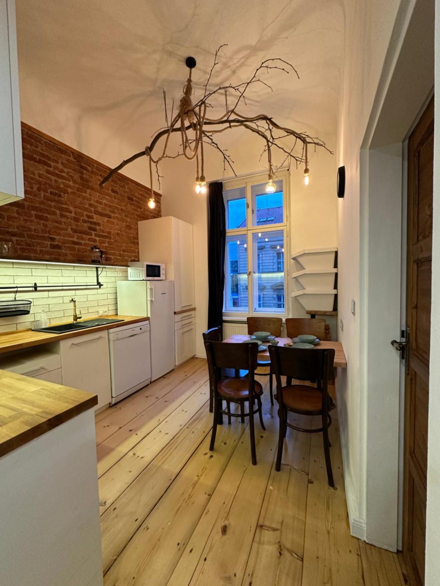 Cozy New Loft Apartment ปราก ภายนอก รูปภาพ